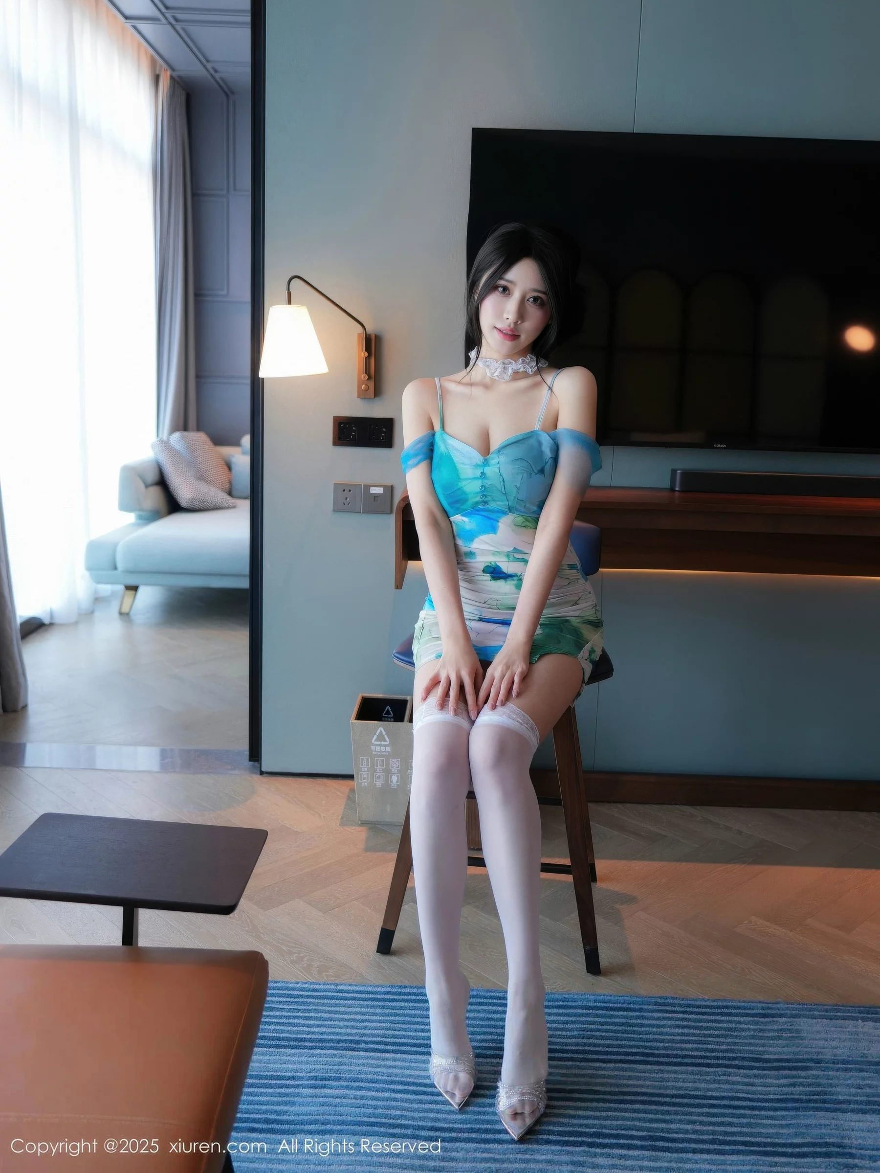 [XiuRen秀人网] 2025.10.13 No.10859 shelly诗莉吖 白色丝袜 [76P] NO.1