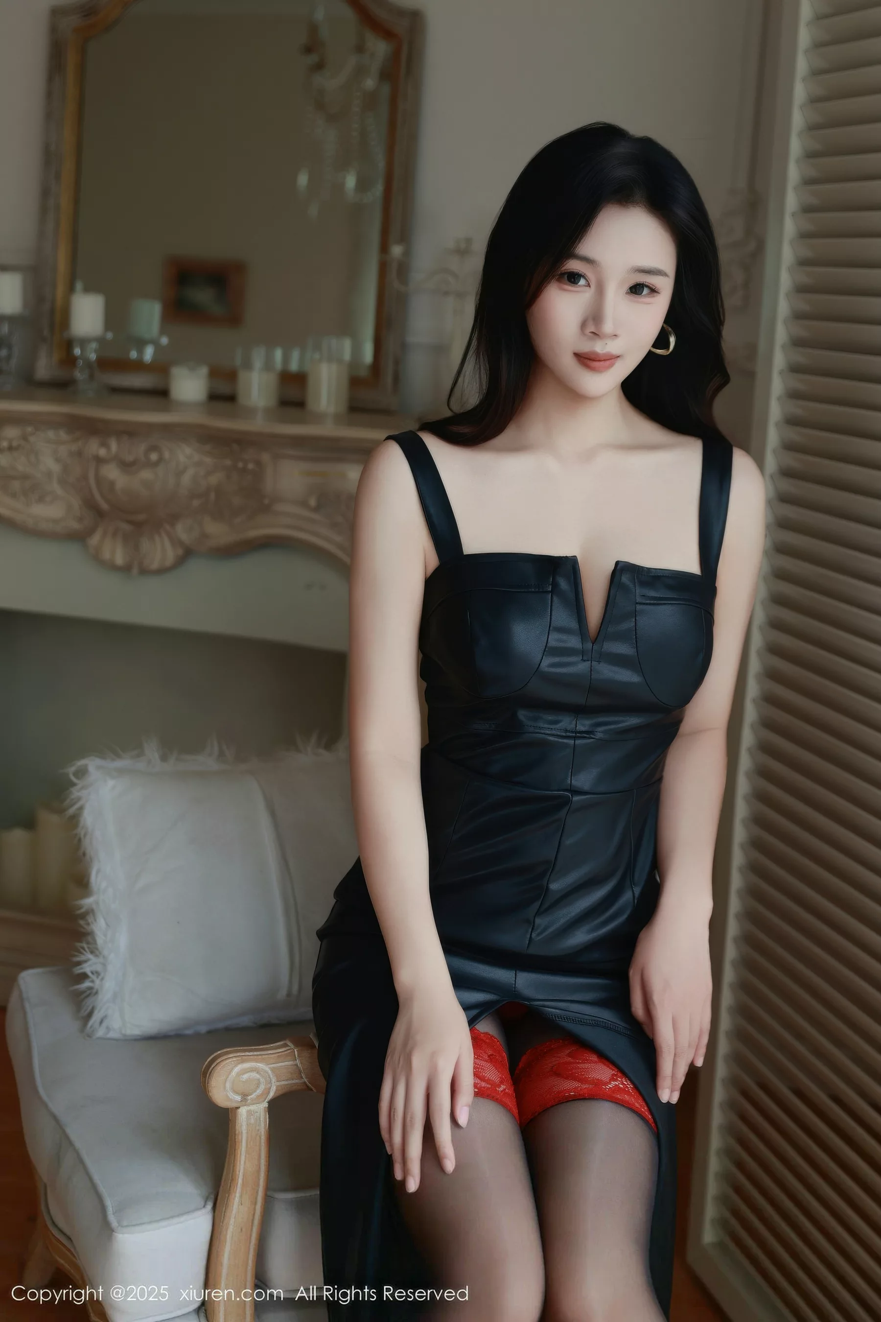 [XiuRen秀人网] 2025.10.17 No.10885 南乔 黑色皮裙 [72P] NO.6