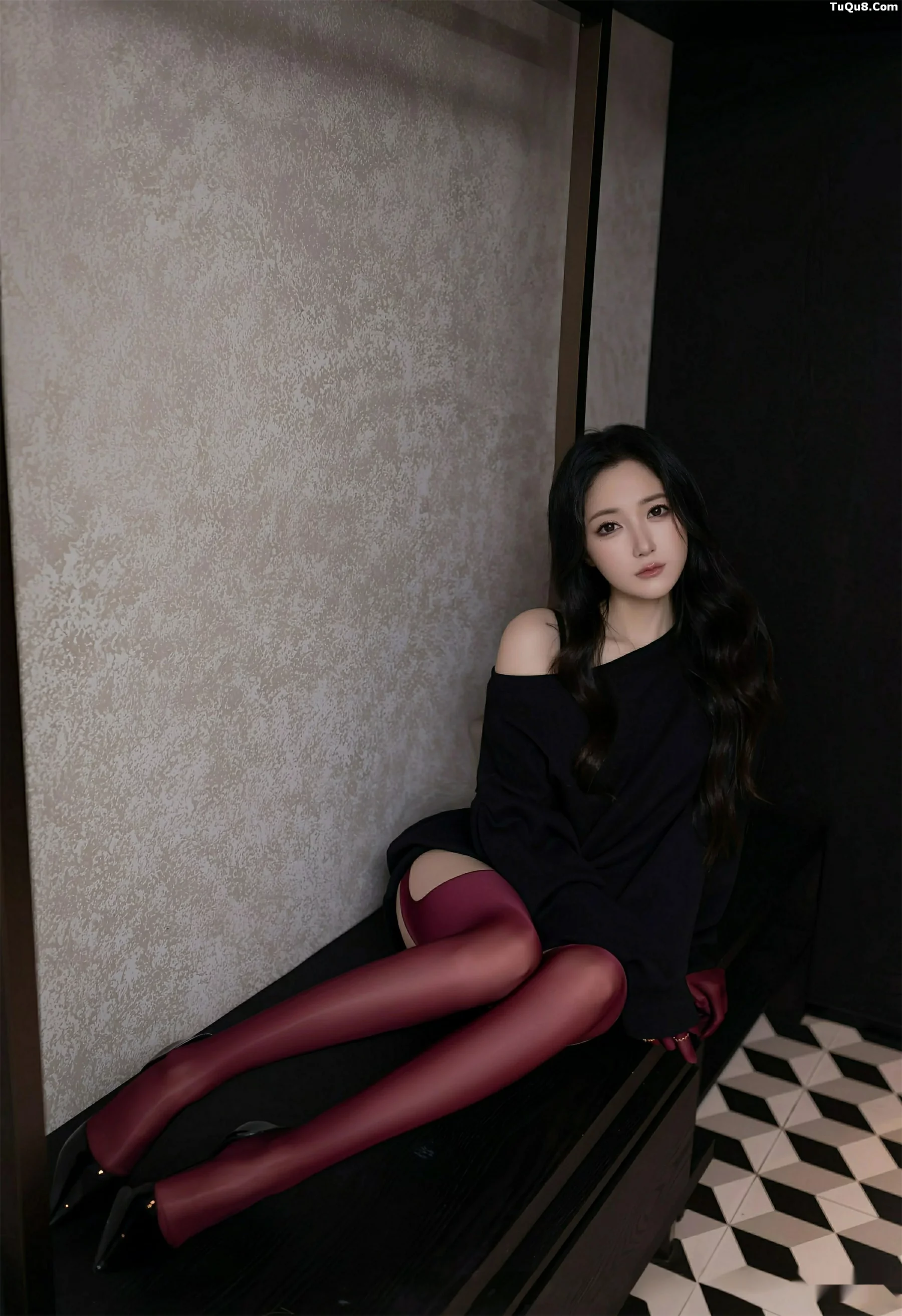 [XiuRen秀人网] 2025.09.19 No.10790 鱼子酱Fish 红色丝袜 [74P] NO.12