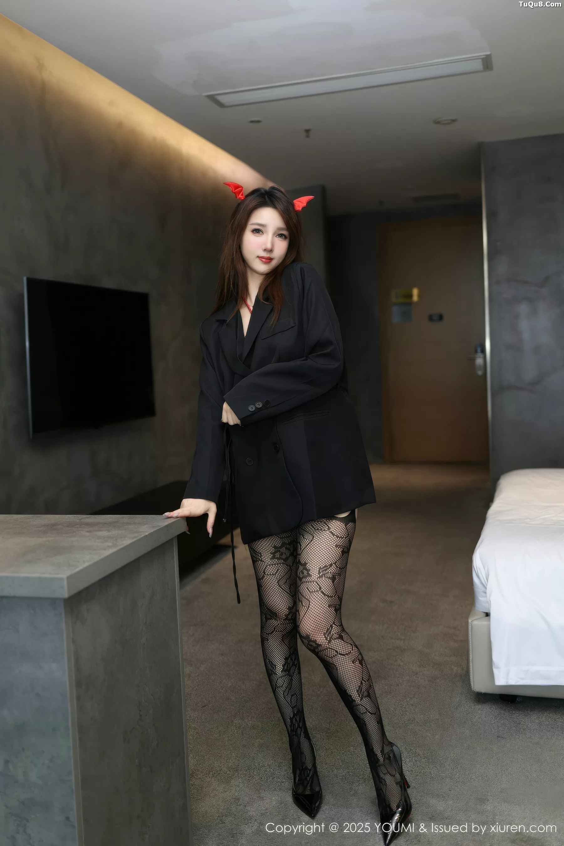 [YOUMI尤蜜荟] 2025.10.31 VOL.1176 Twins-夭夭 连体网袜 [73P] NO.4