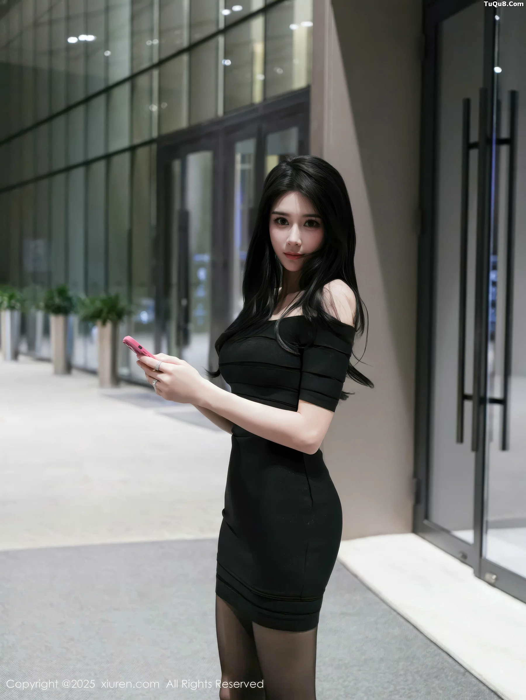 [XiuRen秀人网] 2025.11.04 No.10942 椰汁糯米姬 修长美腿 [53P] NO.2