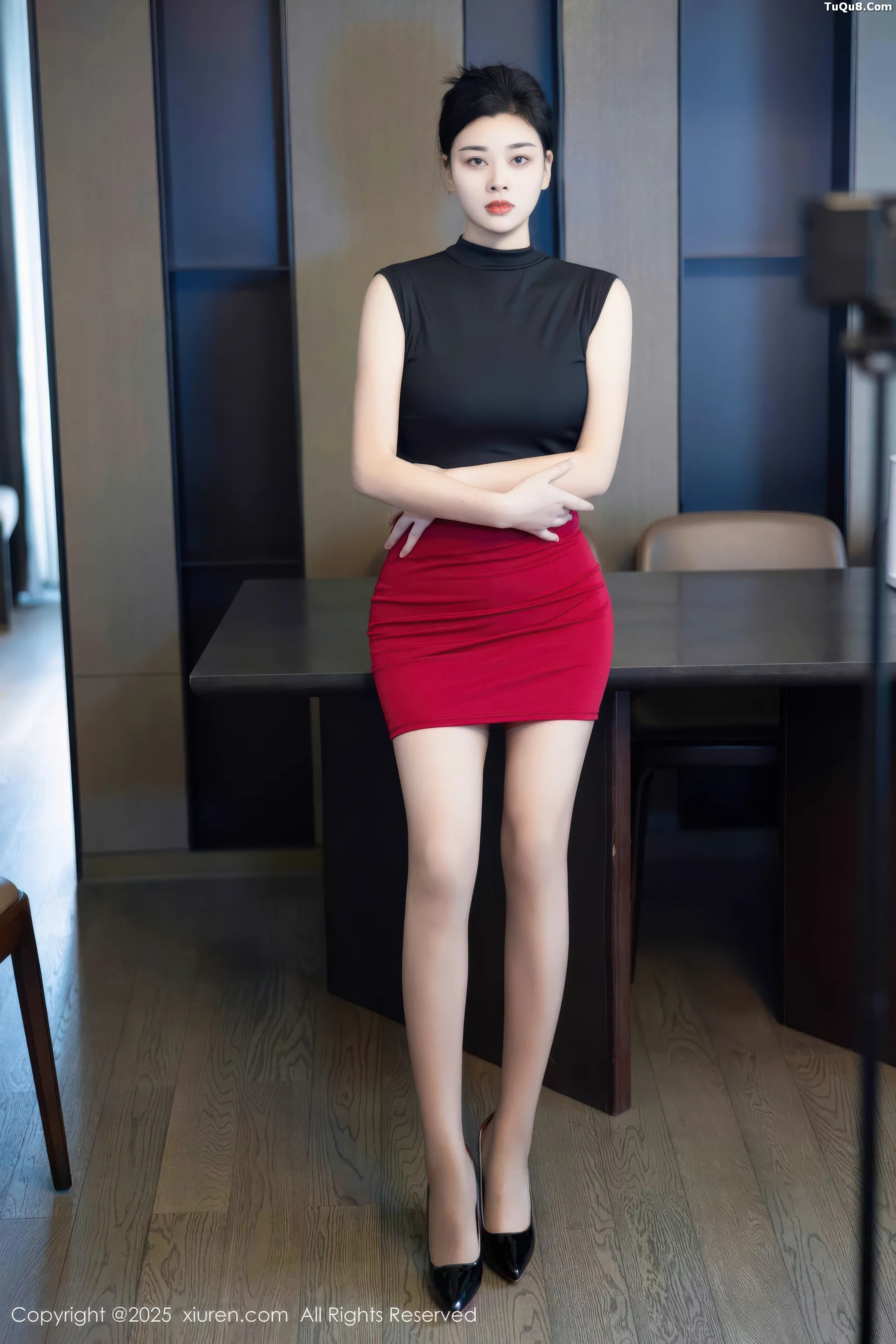 [XiuRen秀人网] 2025.11.05 No.10948 徐清妍 魅惑黑丝 [48P] NO.1