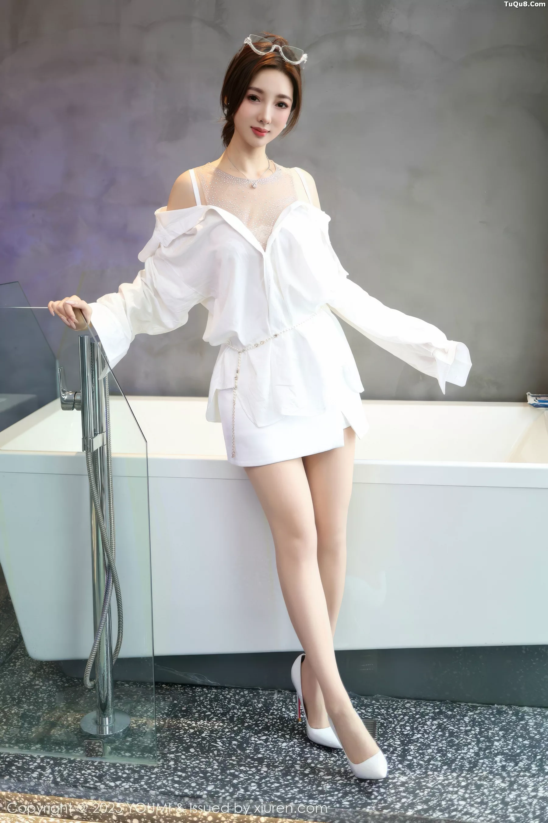 [YOUMI尤蜜荟] 2025.11.07 VOL.1177 Twins-桃桃 蕾丝内衣 [76P] NO.1