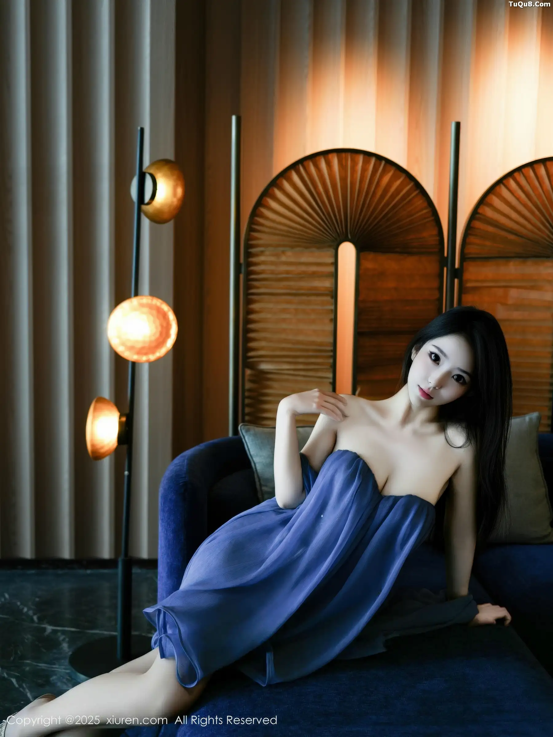 [XiuRen秀人网] 2025.11.14 No.10988 烧烧小桃 性感长裙 [52P] NO.3