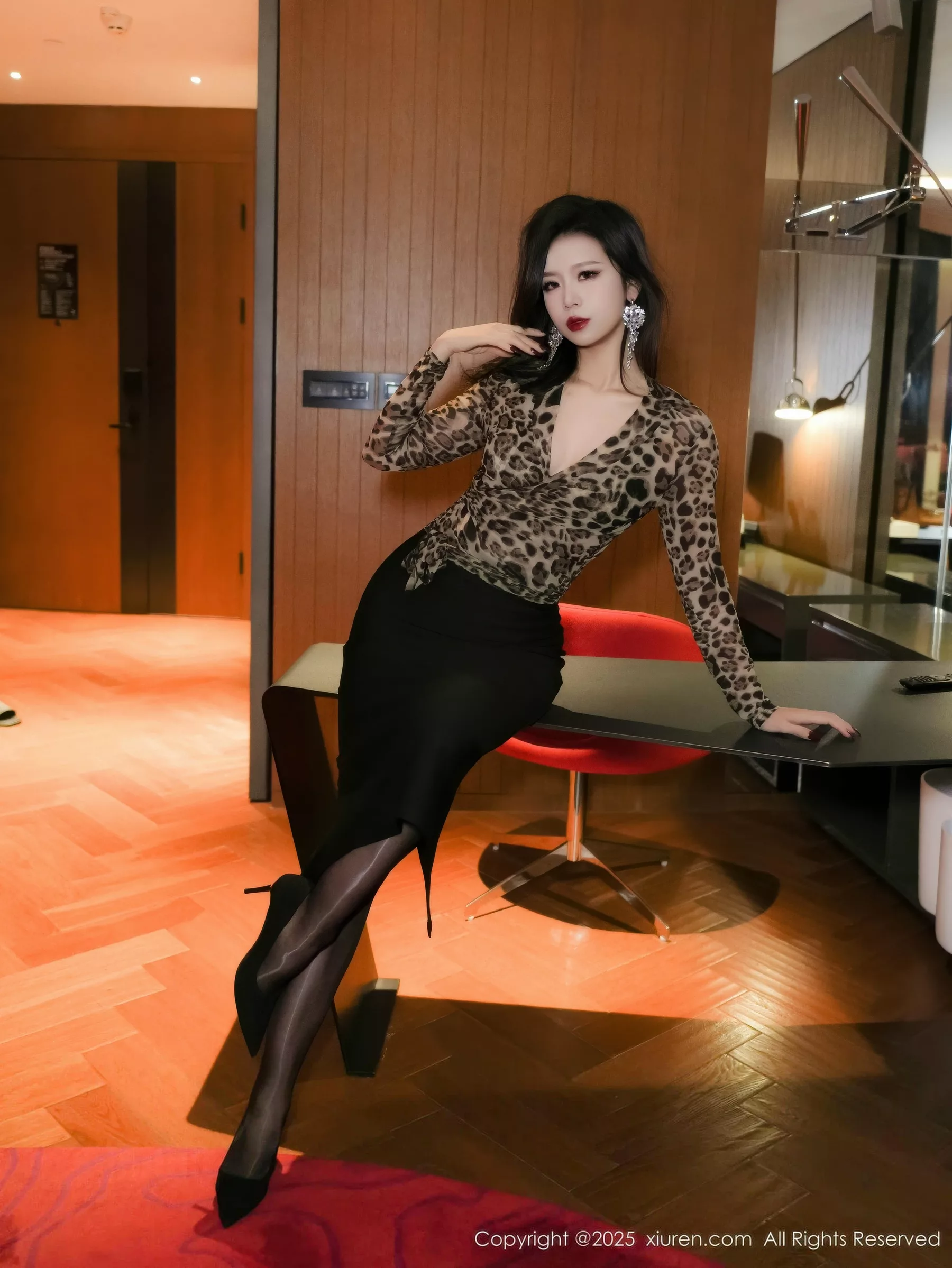 [XiuRen绣人网] 2025.10.23 No.10901 玫瑰我爱你 [63P] NO.4