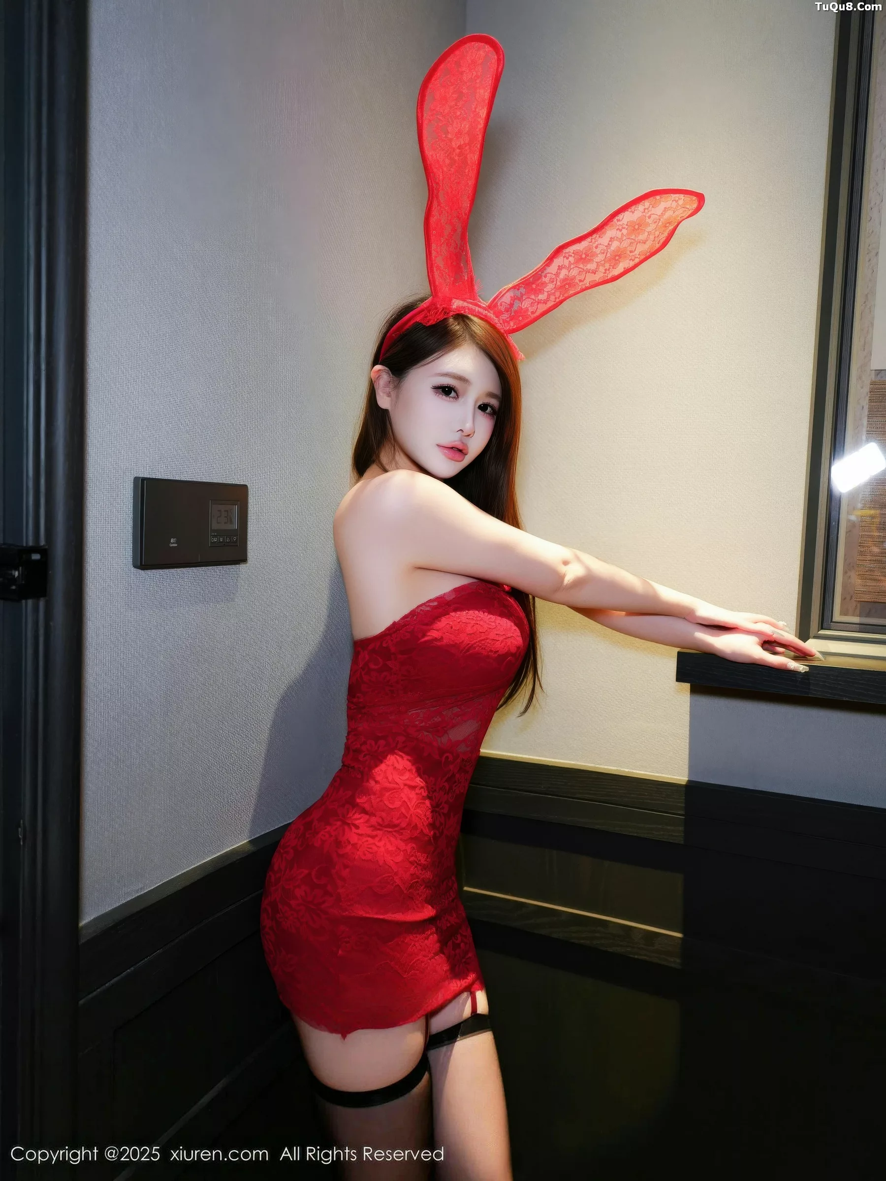 [XiuRen绣人网] 2025.10.24 No.10907 甜妮 红色兔女郎 [73P] NO.12