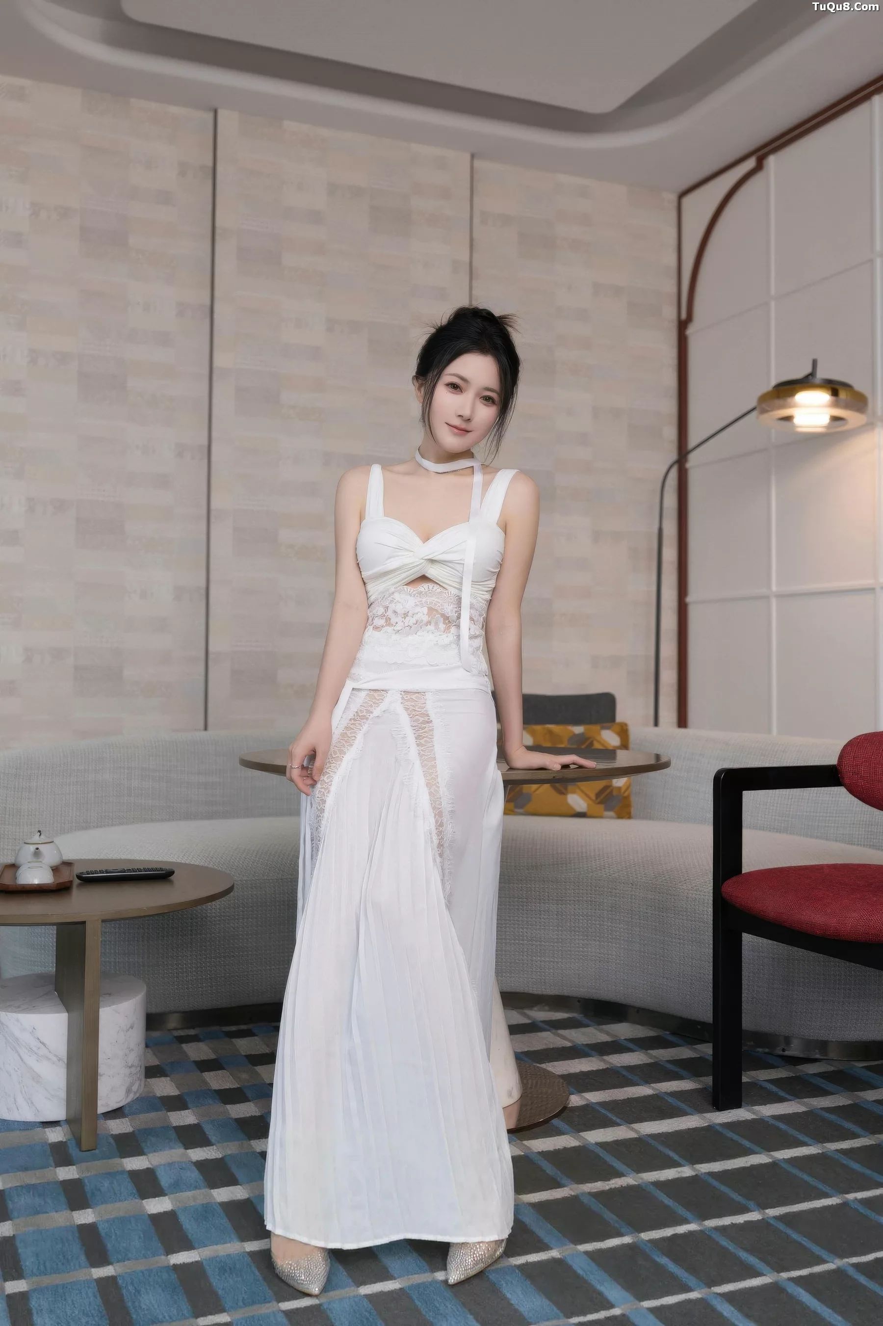 [XiuRen秀人网] 2025.10.24 No.10911 鱼子酱Fish 无内肉丝 [76P] NO.2