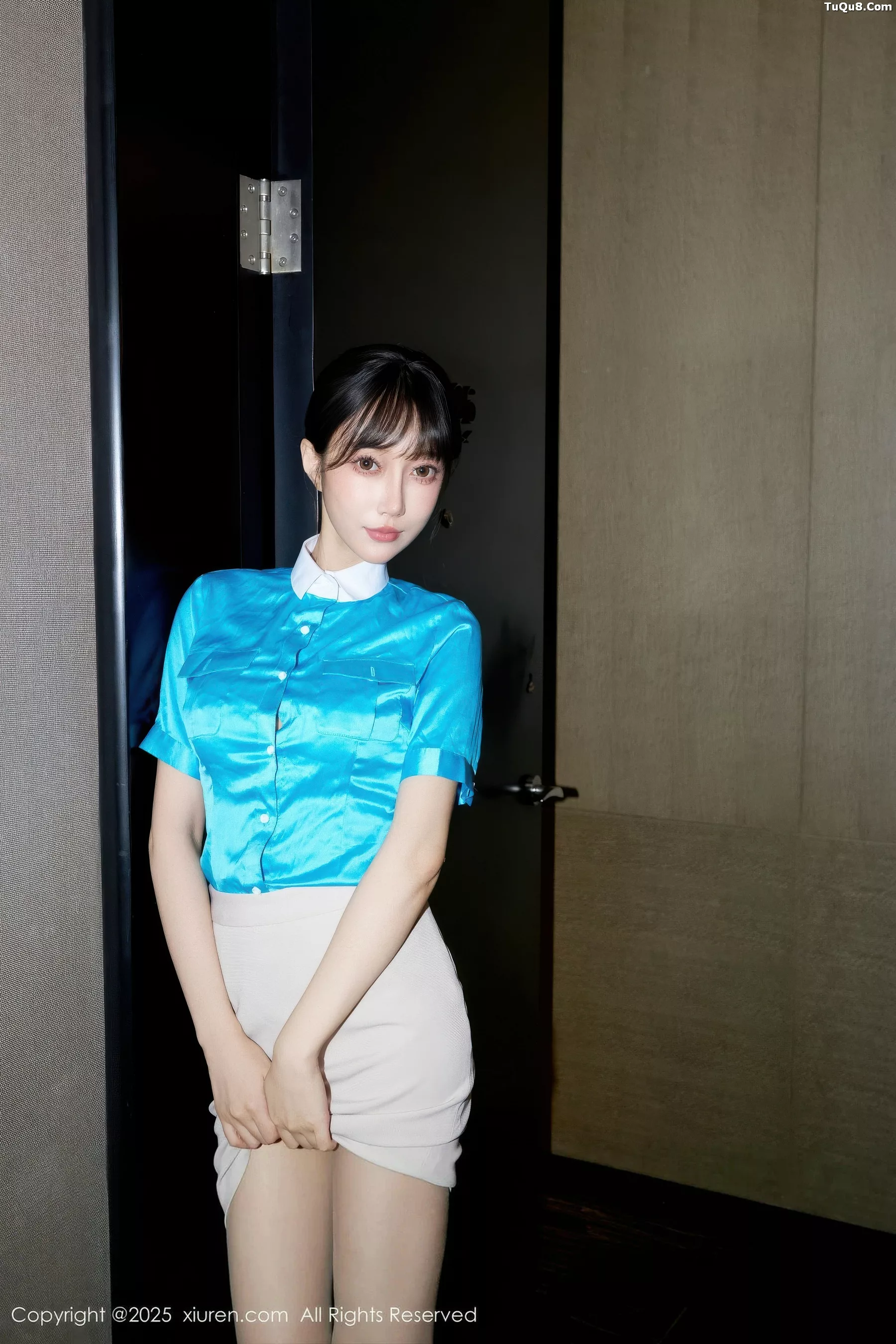 [XiuRen秀人网] 2025.10.27 No.10914 玥儿玥er 空姐制服 [62P] NO.10