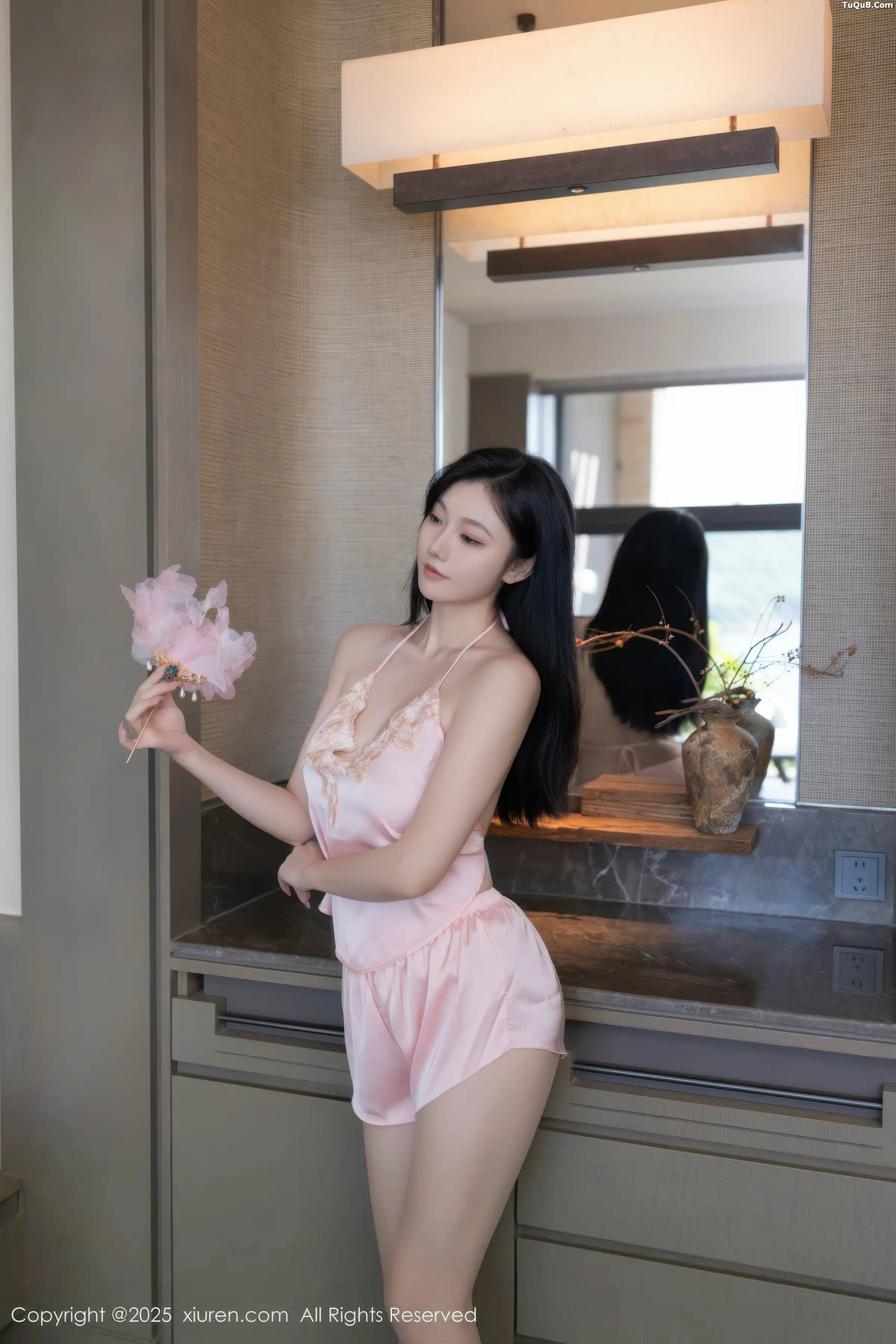 [XiuRen秀人网] 2025.11.18 No.11002 安然anran 粉色吊带 [78P] NO.1