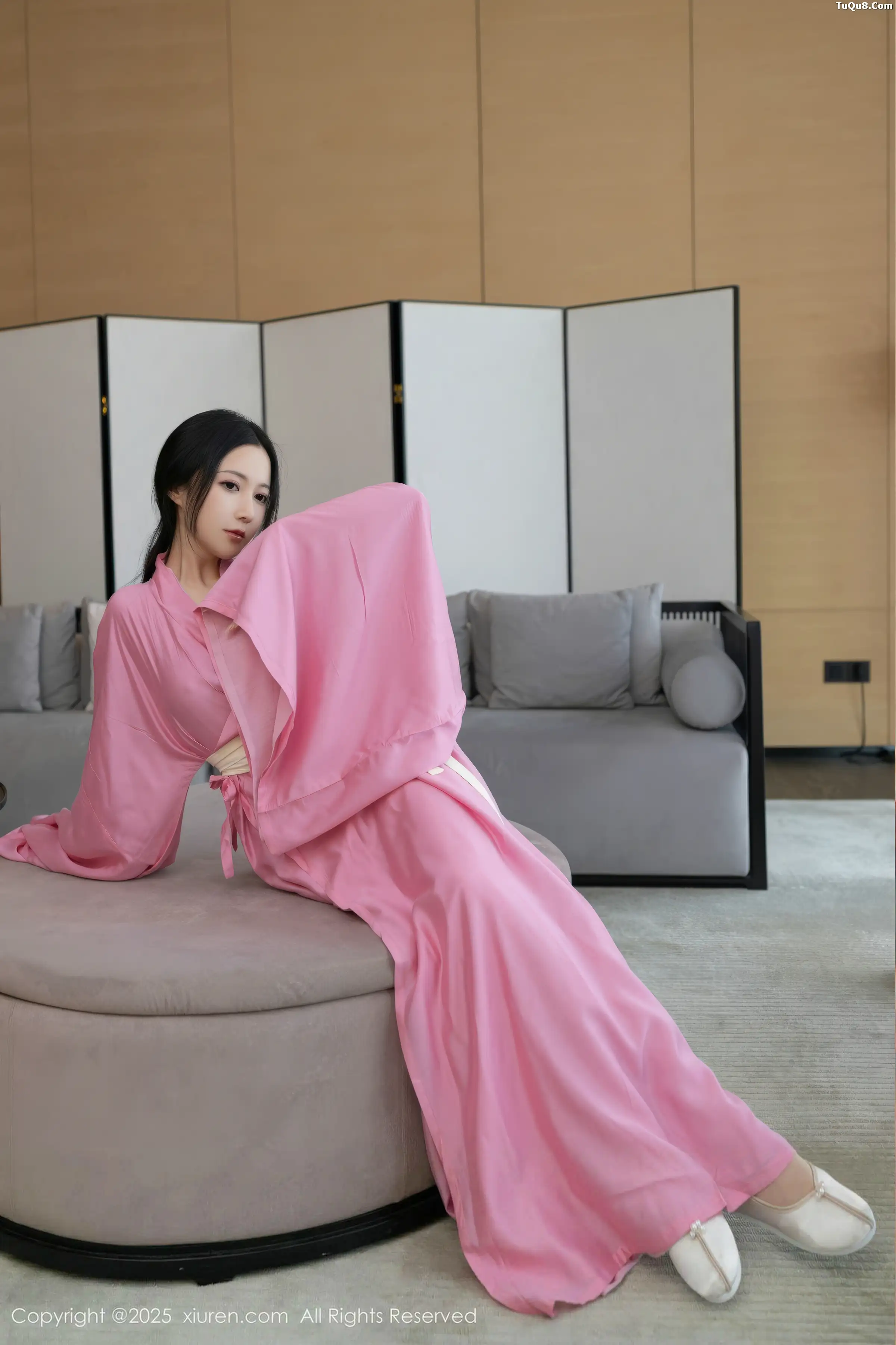[XiuRen秀人网] 2025.11.28 No.11049 鱼子酱Fish 粉色月影纱 [82P] NO.2