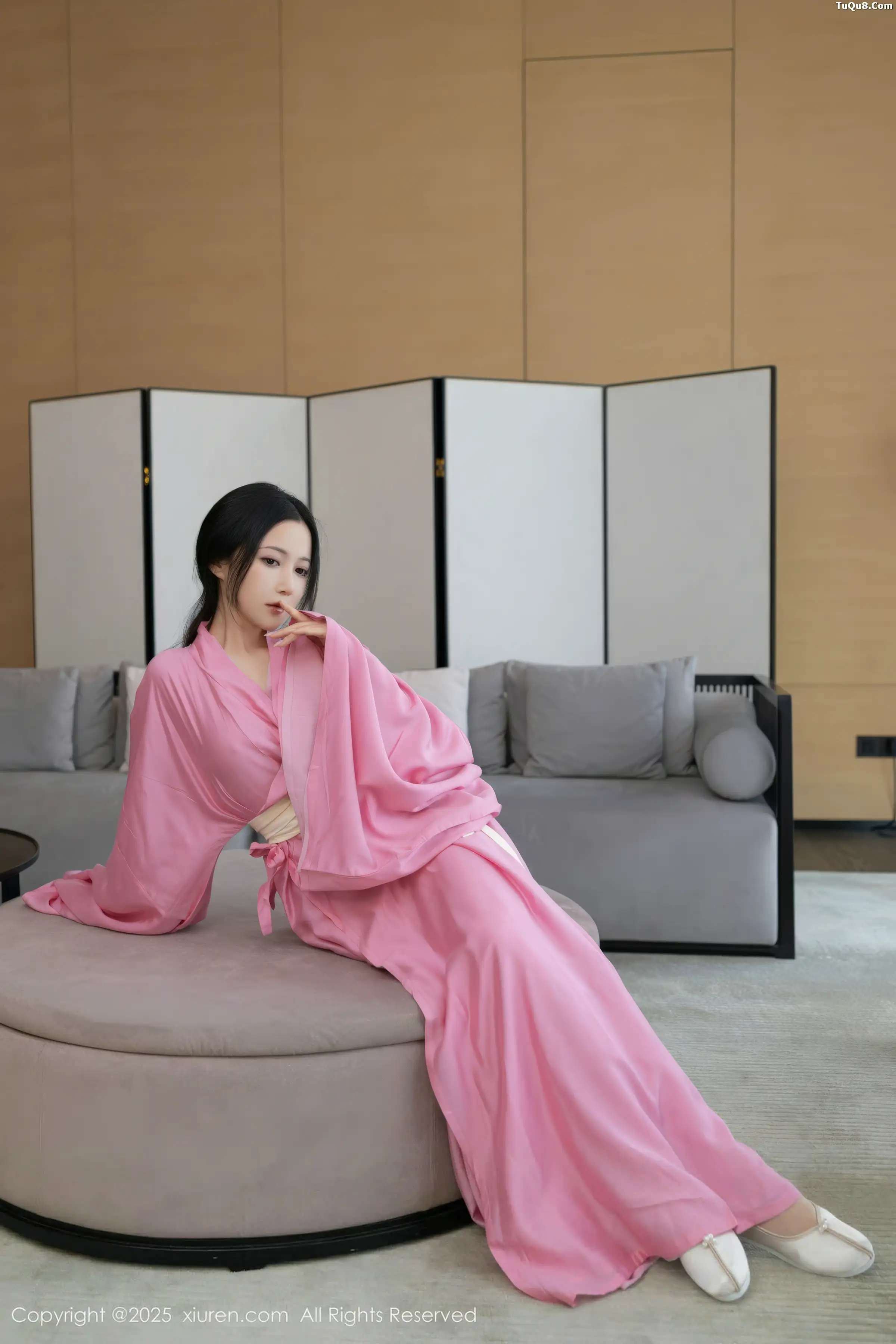 [XiuRen秀人网] 2025.11.28 No.11049 鱼子酱Fish 粉色月影纱 [82P] NO.3