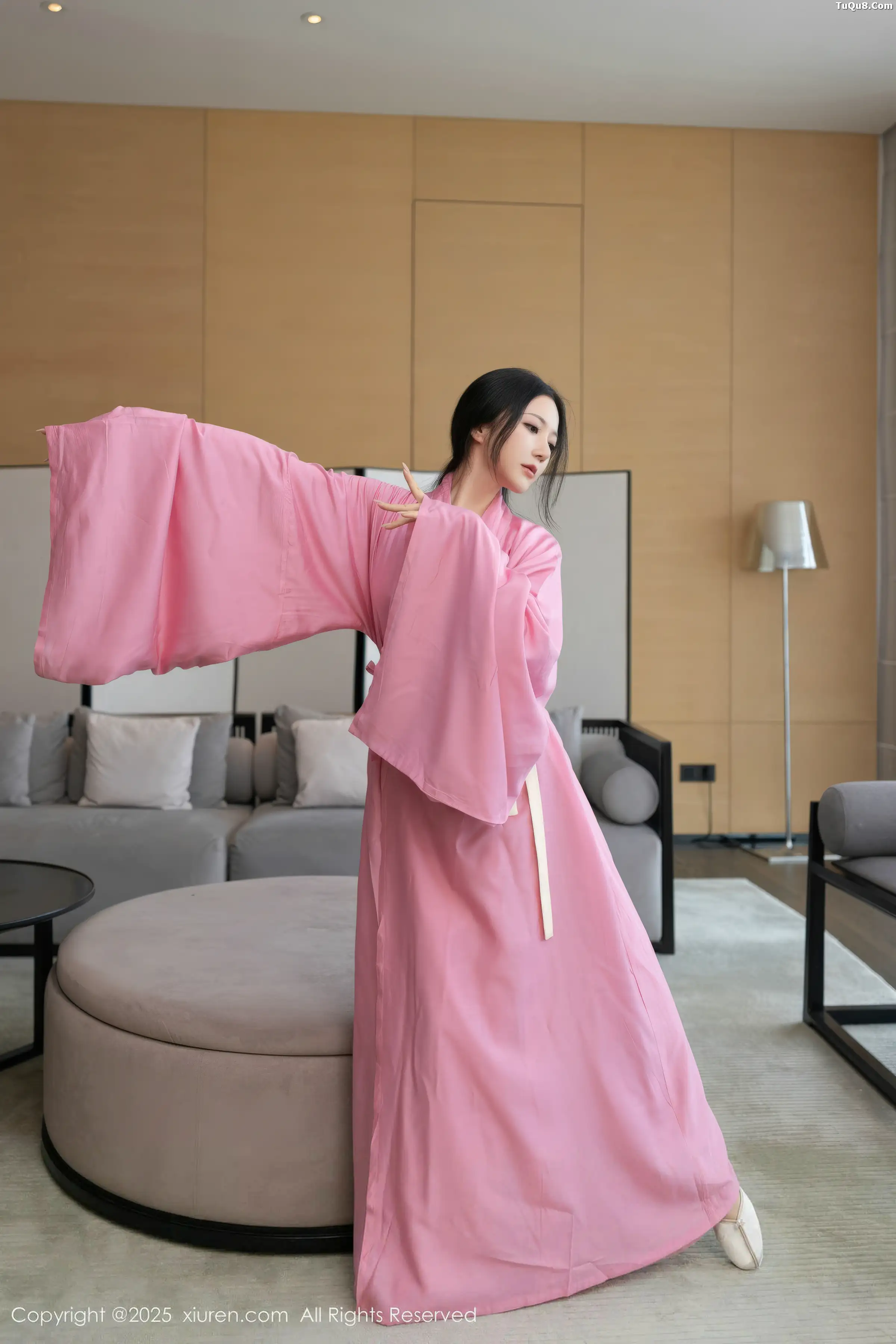 [XiuRen秀人网] 2025.11.28 No.11049 鱼子酱Fish 粉色月影纱 [82P] NO.5