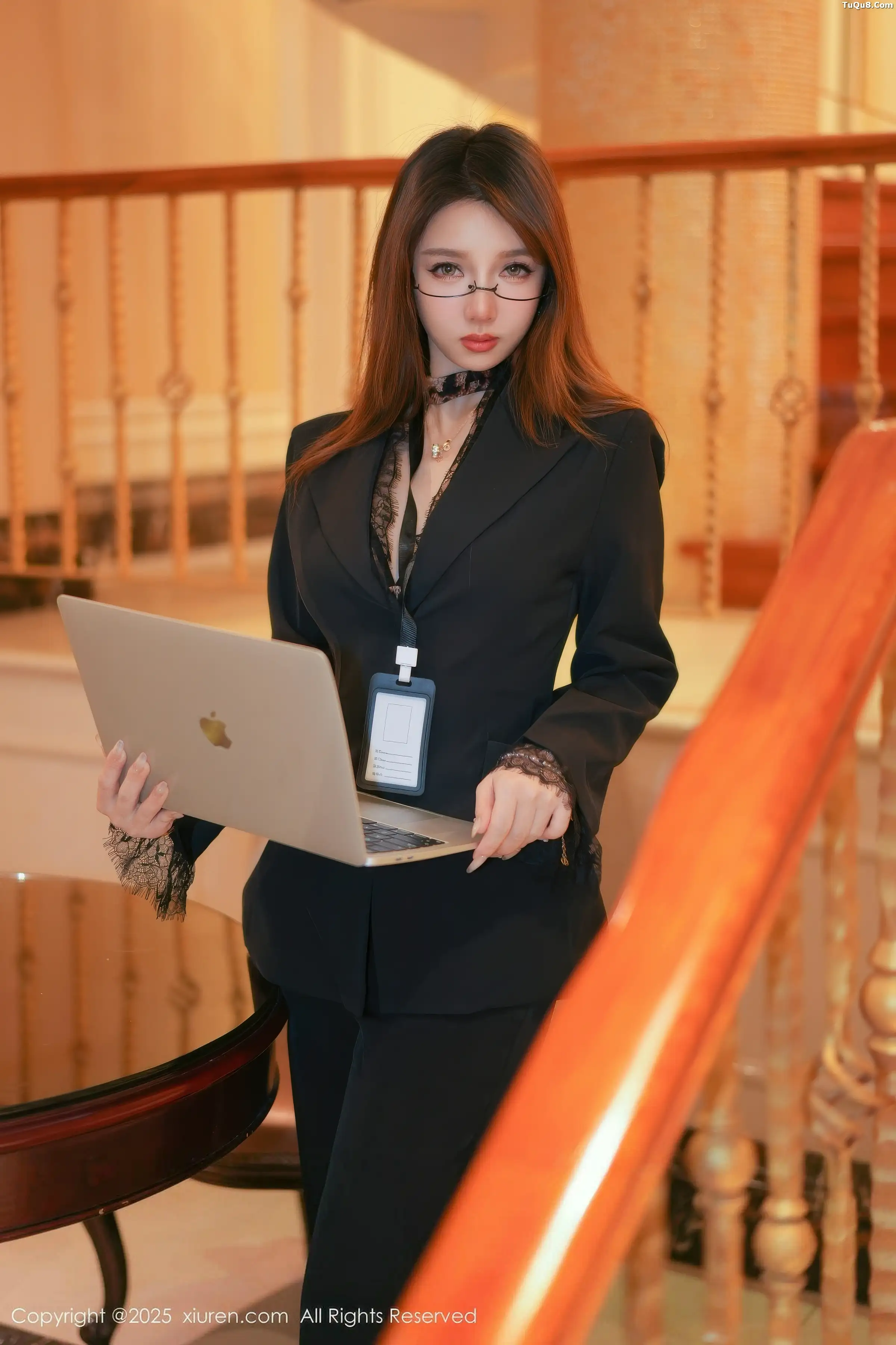 [XiuRen秀人网] 2025.11.19 No.11007 Twins-夭夭 闪亮黑丝 [82P] NO.3