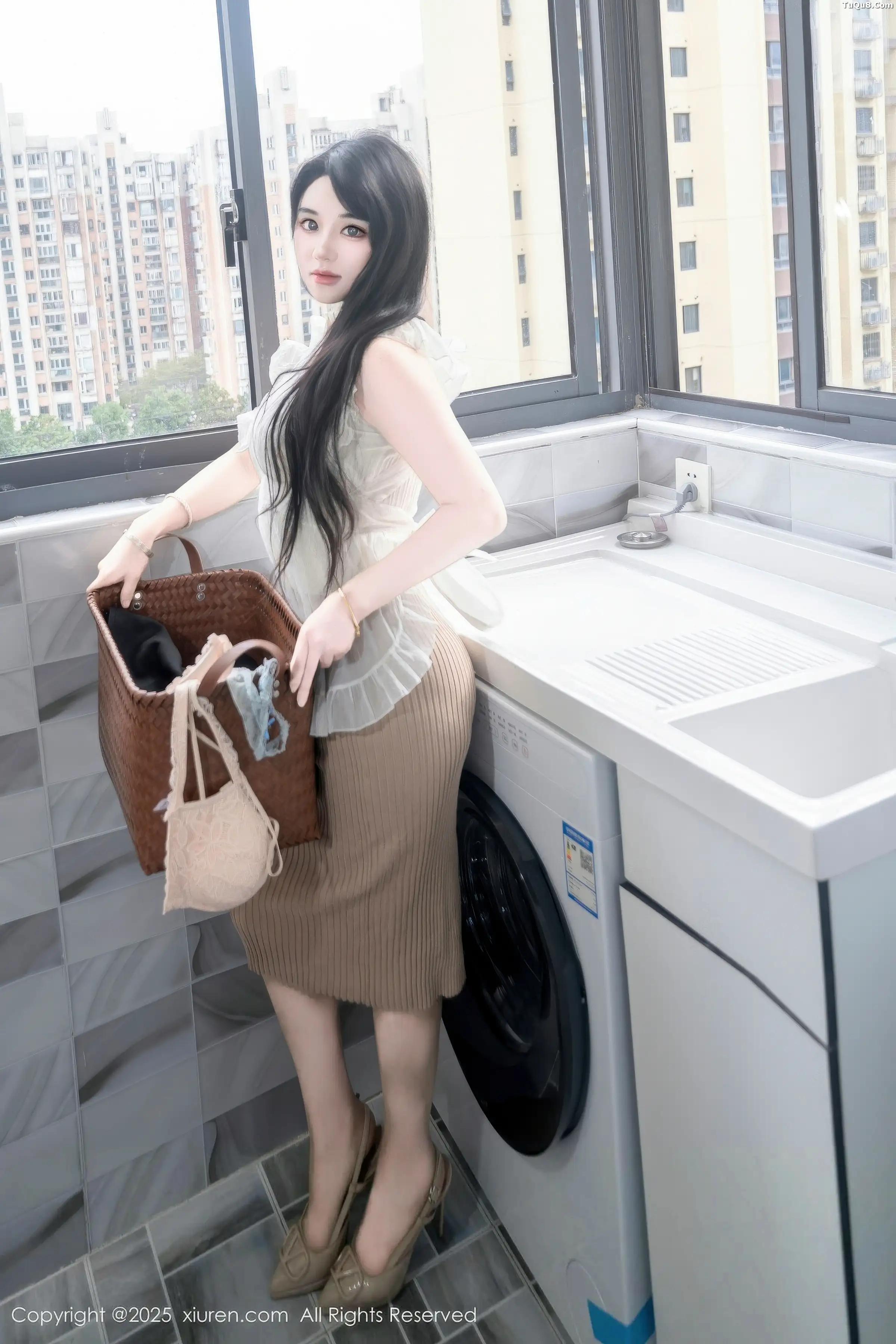 [XiuRen秀人网] 2025.11.20 No.11010 汐汐爱吃草莓 家政姐姐 [83P] NO.7