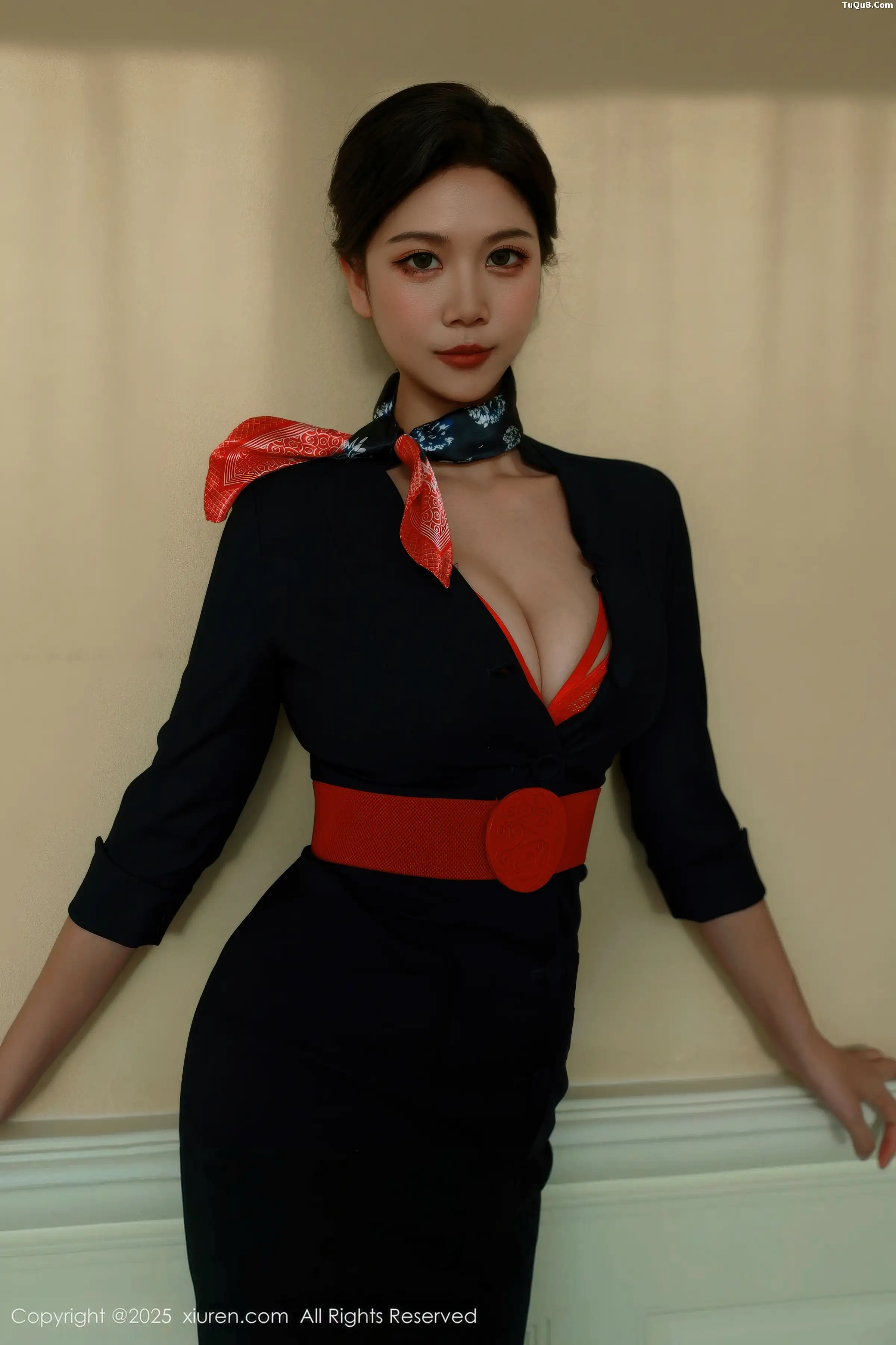 [XiuRen秀人网] 2025.11.20 No.11009 玫瑰我爱你 空姐制服 [83P] NO.10