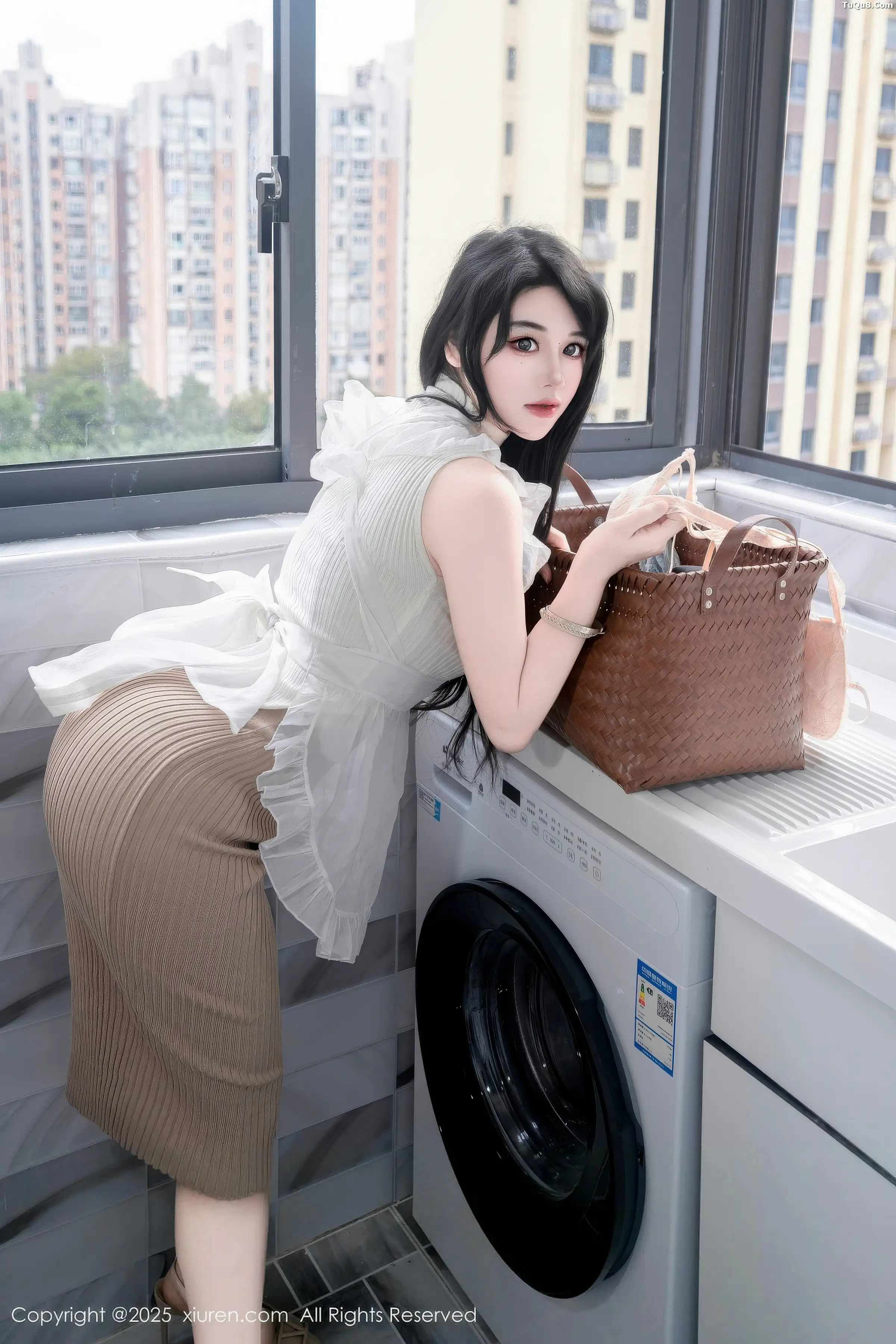 [XiuRen秀人网] 2025.11.20 No.11010 汐汐爱吃草莓 家政姐姐 [83P] NO.9