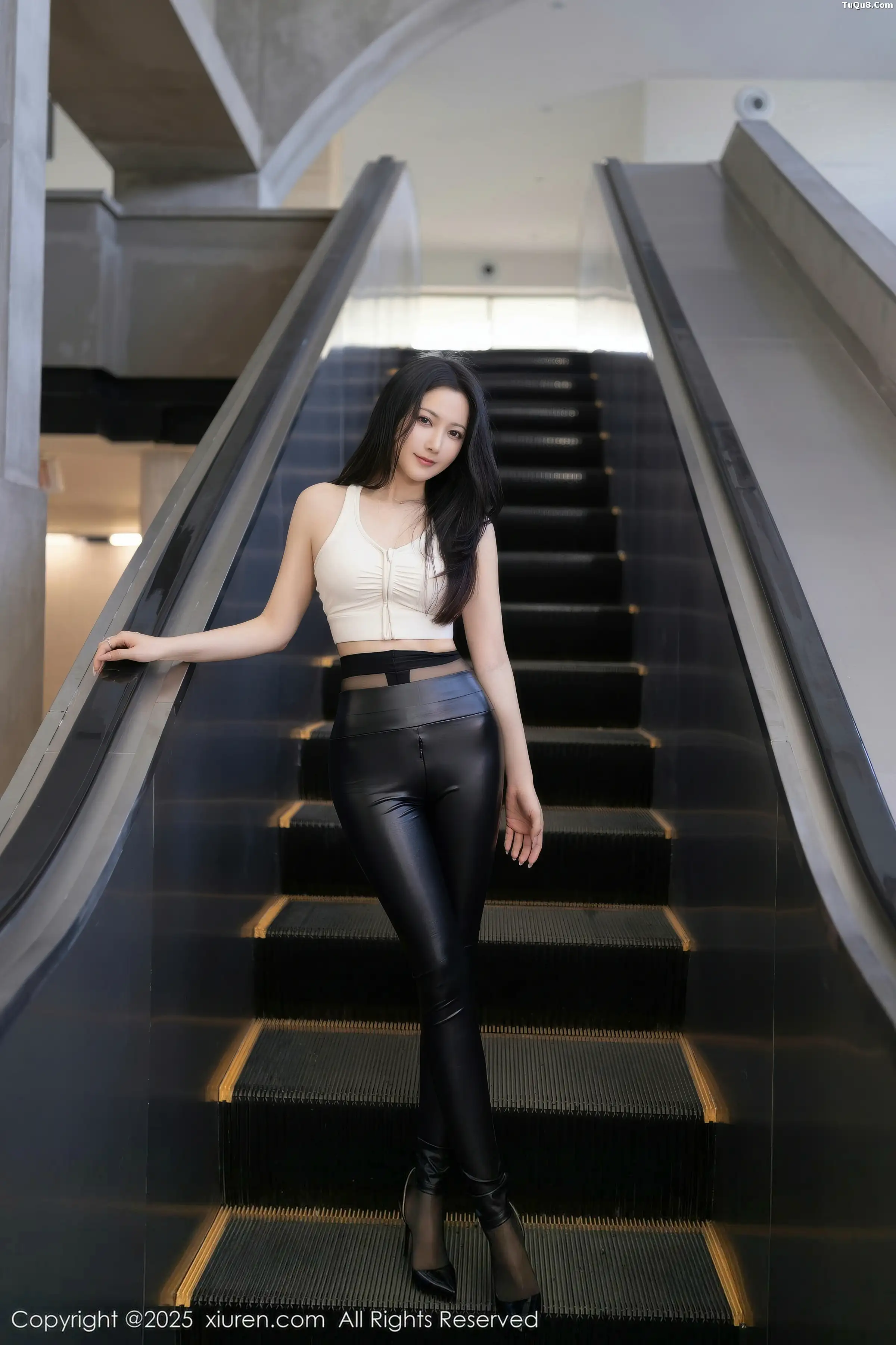 [XiuRen秀人网] 2025.11.21 No.11021 鱼子酱Fish 曼妙身姿 [75P] NO.11