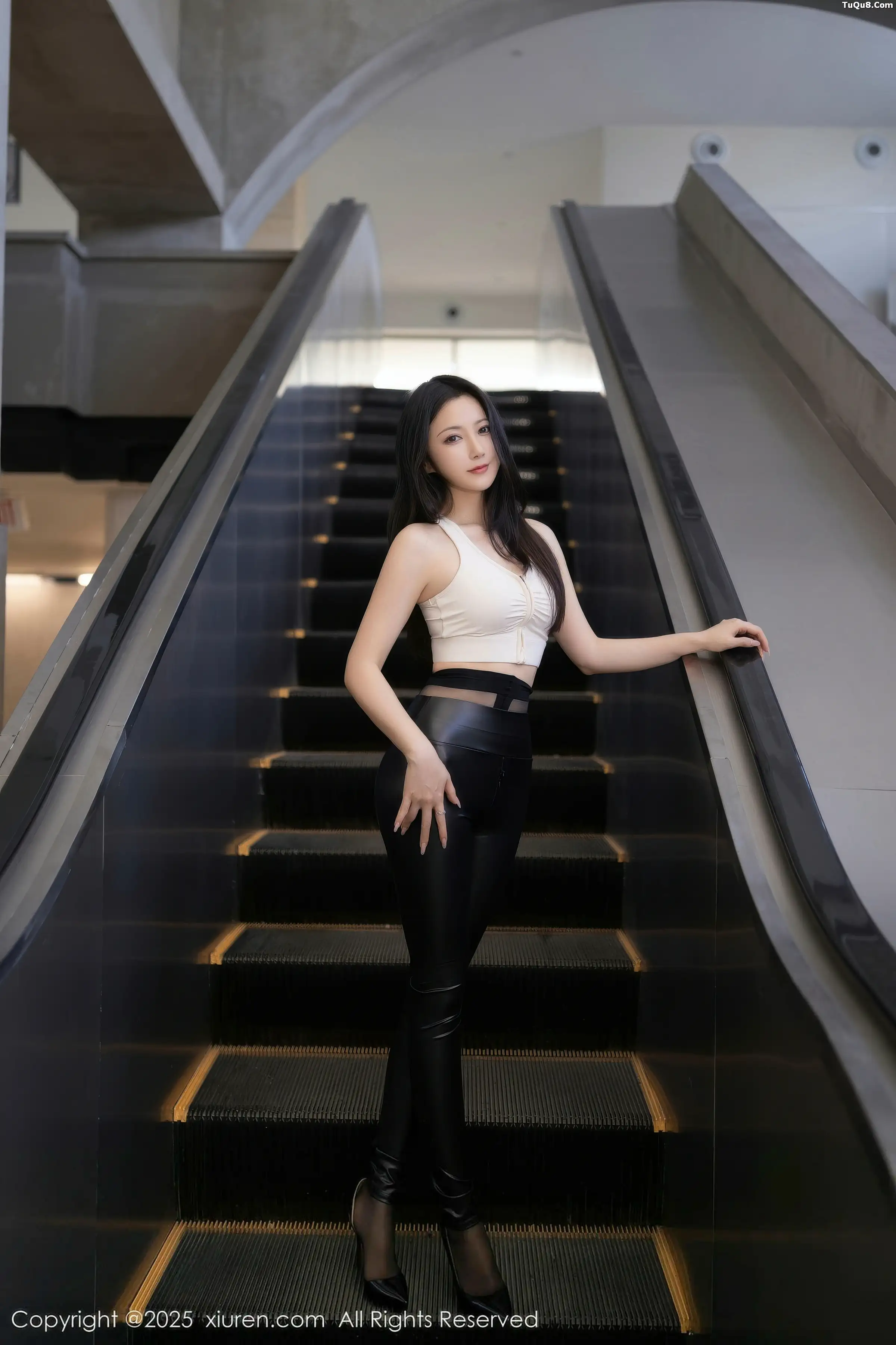 [XiuRen秀人网] 2025.11.21 No.11021 鱼子酱Fish 曼妙身姿 [75P] NO.10