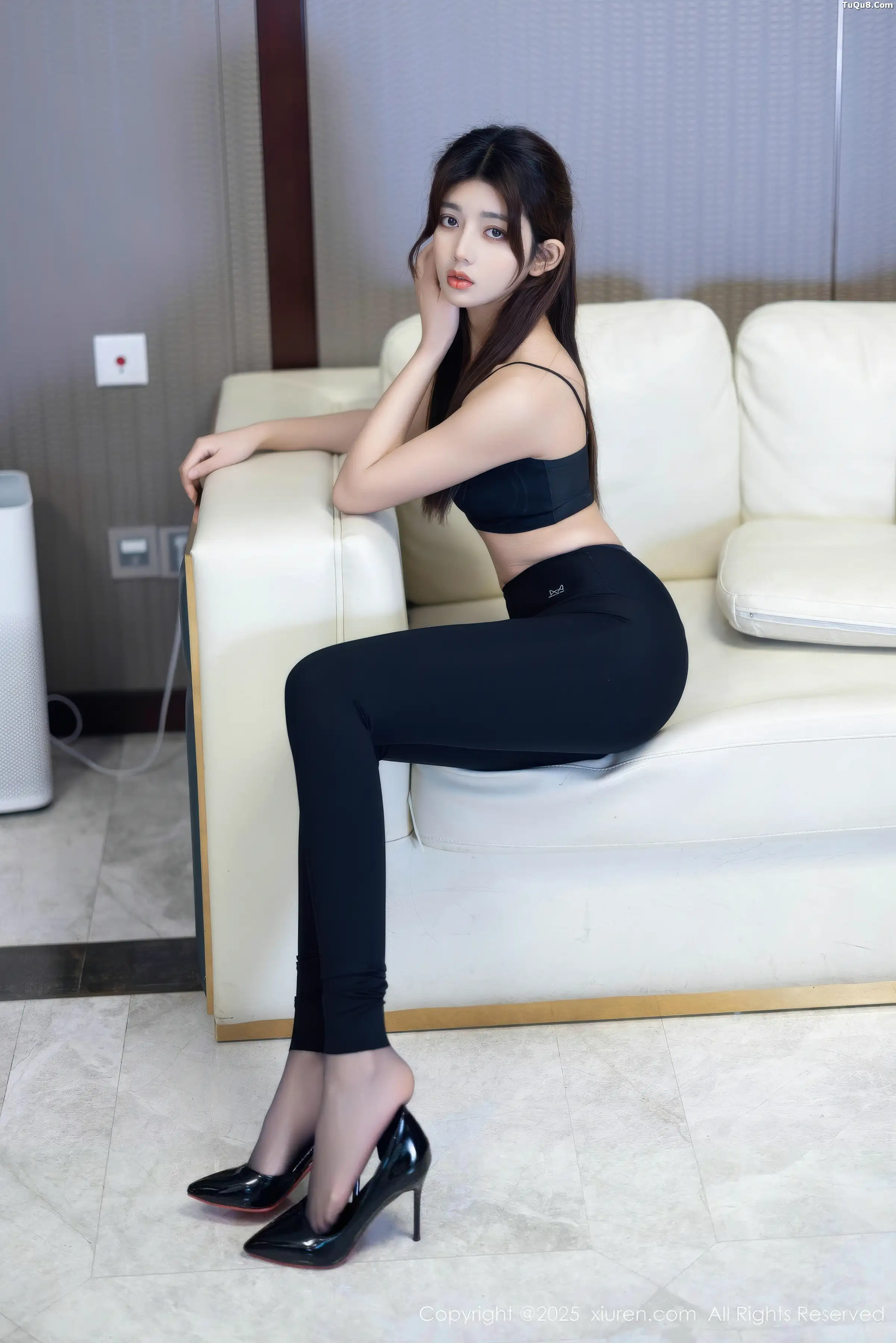 [XiuRen秀人网] 2025.11.21 No.11015 姜冉冉_Renee@ 无内黑丝 [81P] NO.3