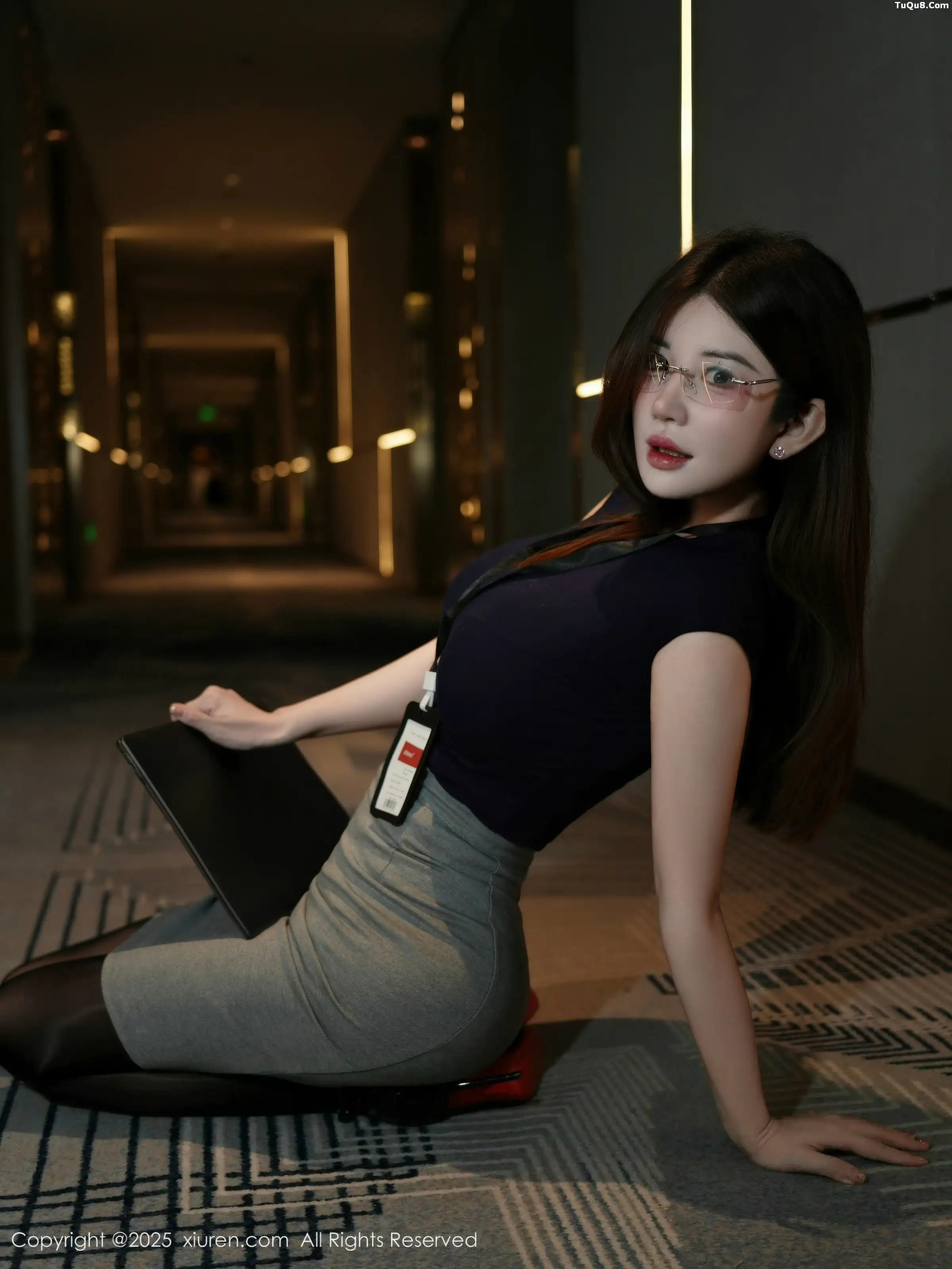 [XiuRen秀人网] 2025.11.24 No.11023 苏甜橙子 闪亮黑丝 [55P] NO.6