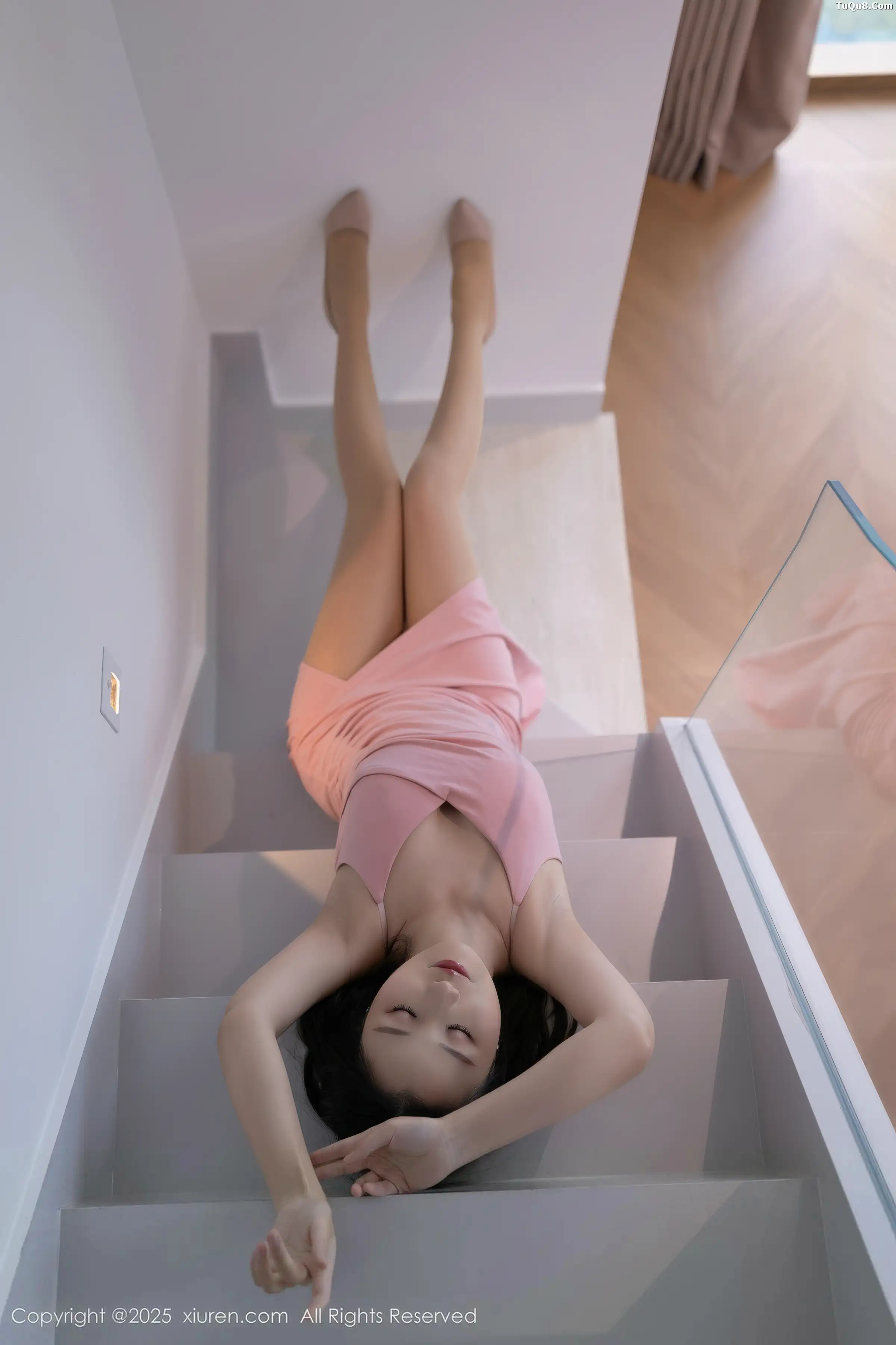 [XiuRen秀人网] 2025.11.26 No.11034 杏子Yada 闪亮白丝 [82P] NO.9